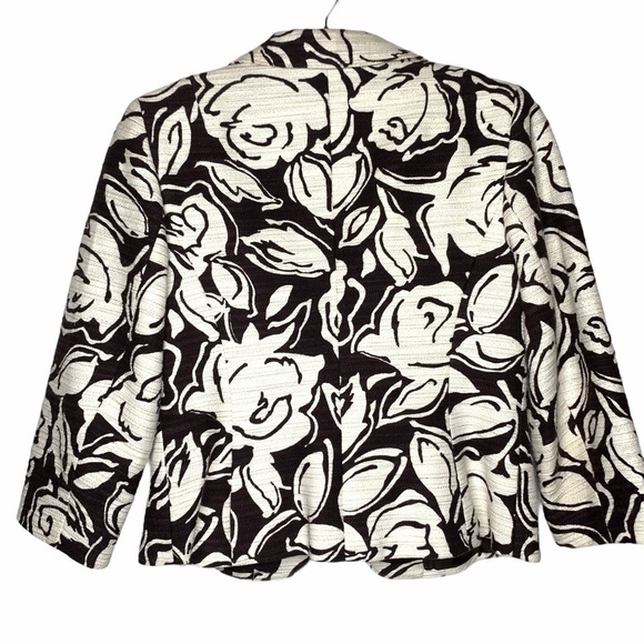 Talbots 3/4 Sleeve Cropped Jacket 6 P Linen Blend Textured Cream Floral Print - Picture 2 of 15